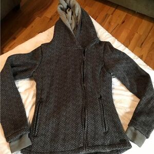 Women's Bench Hooded Jacket